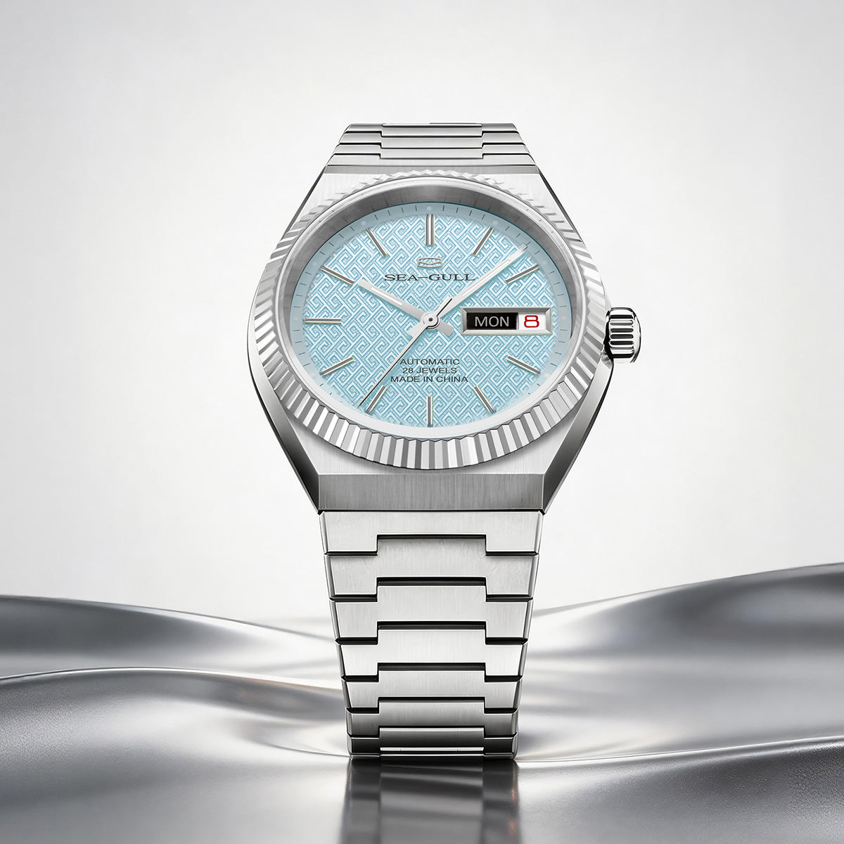 Ancient Cloud Motif Dial Date-day Calendar Reissue Automatic Dress Watch 38mm
