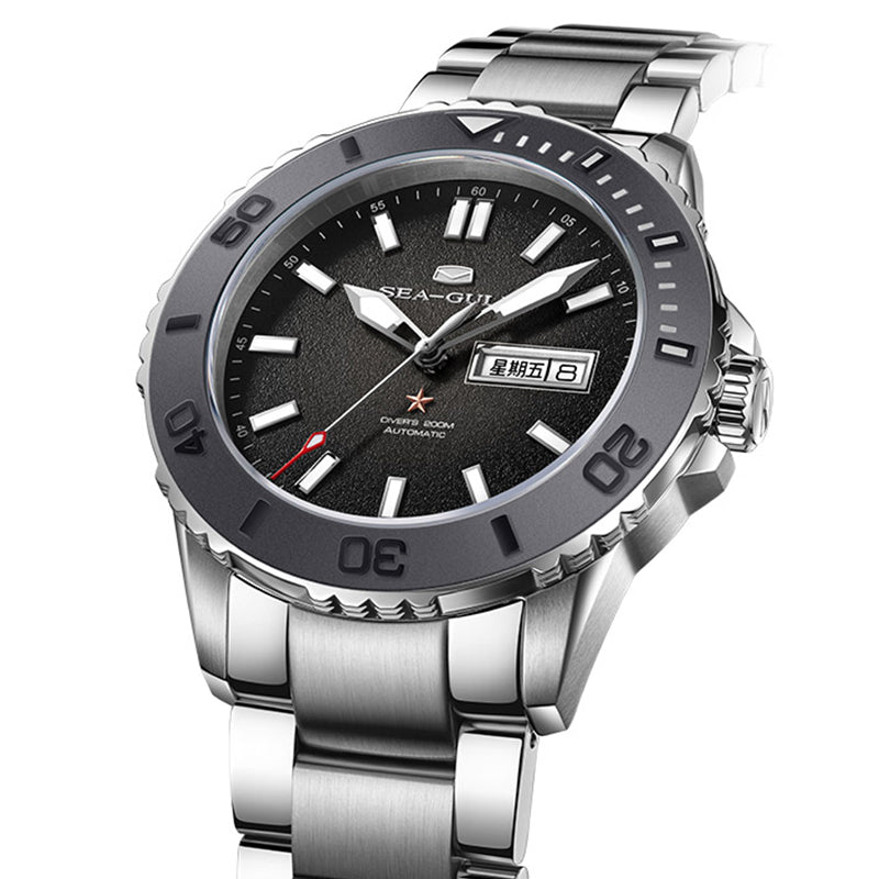 Ocean Series 200m Waterproof Sparkling Dial Ceramic Bezel Diving Watch 44mm